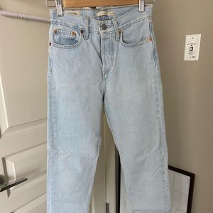 Levi’s Wedgie Jeans